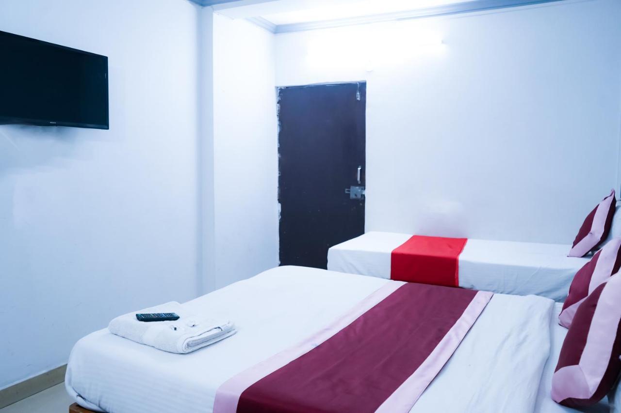 Comodo Satya Niketan Residency New Delhi Ngoại thất bức ảnh